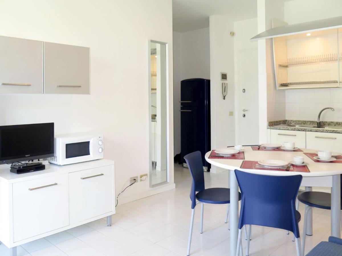 Apartment Parco Hemingway-1 By Interhome ลินญาโน ซับเบียโดโร ภายนอก รูปภาพ