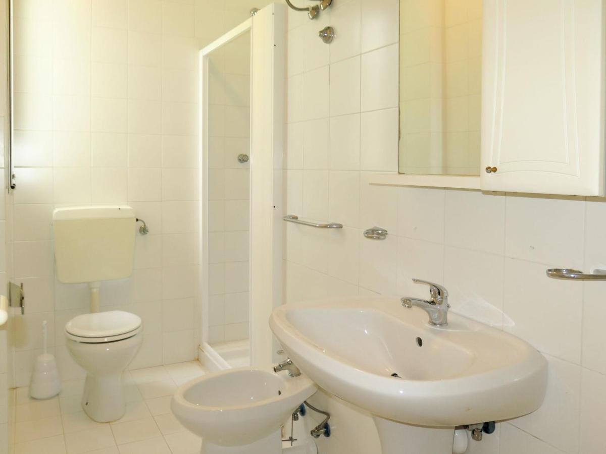 Apartment Parco Hemingway-1 By Interhome ลินญาโน ซับเบียโดโร ภายนอก รูปภาพ